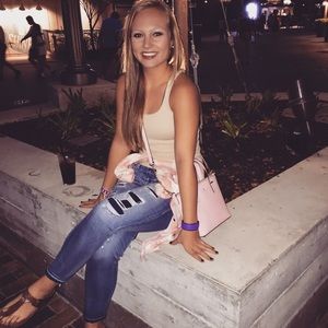 Meet your Posher, Kami